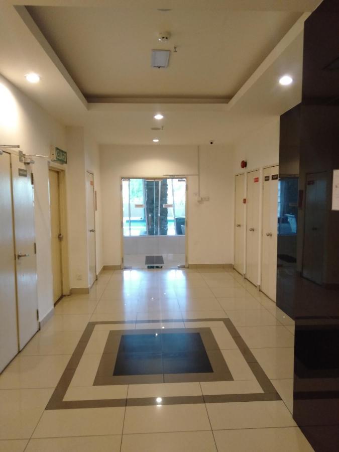 Risqi Apartment 2 Bedroom Wakaf Che Yeh Kota Bharu Eksteriør bilde