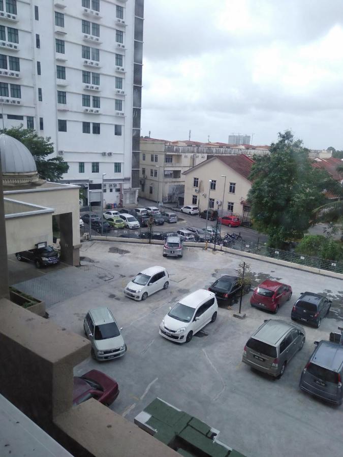 Risqi Apartment 2 Bedroom Wakaf Che Yeh Kota Bharu Eksteriør bilde