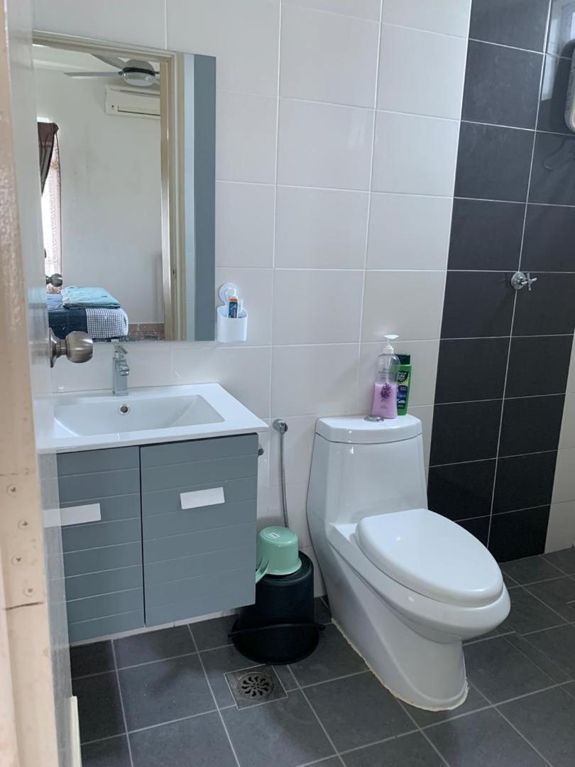 Risqi Apartment 2 Bedroom Wakaf Che Yeh Kota Bharu Rom bilde